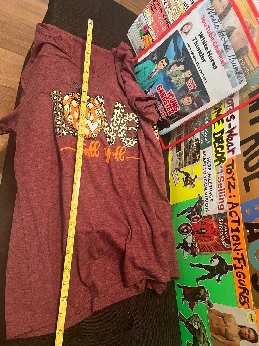 Women's V-Neck 'Love Fall Y'all' Graphic Tee - Burgundy - Picture 6 of 6
